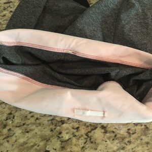 Lululemon size 6 crop leggings